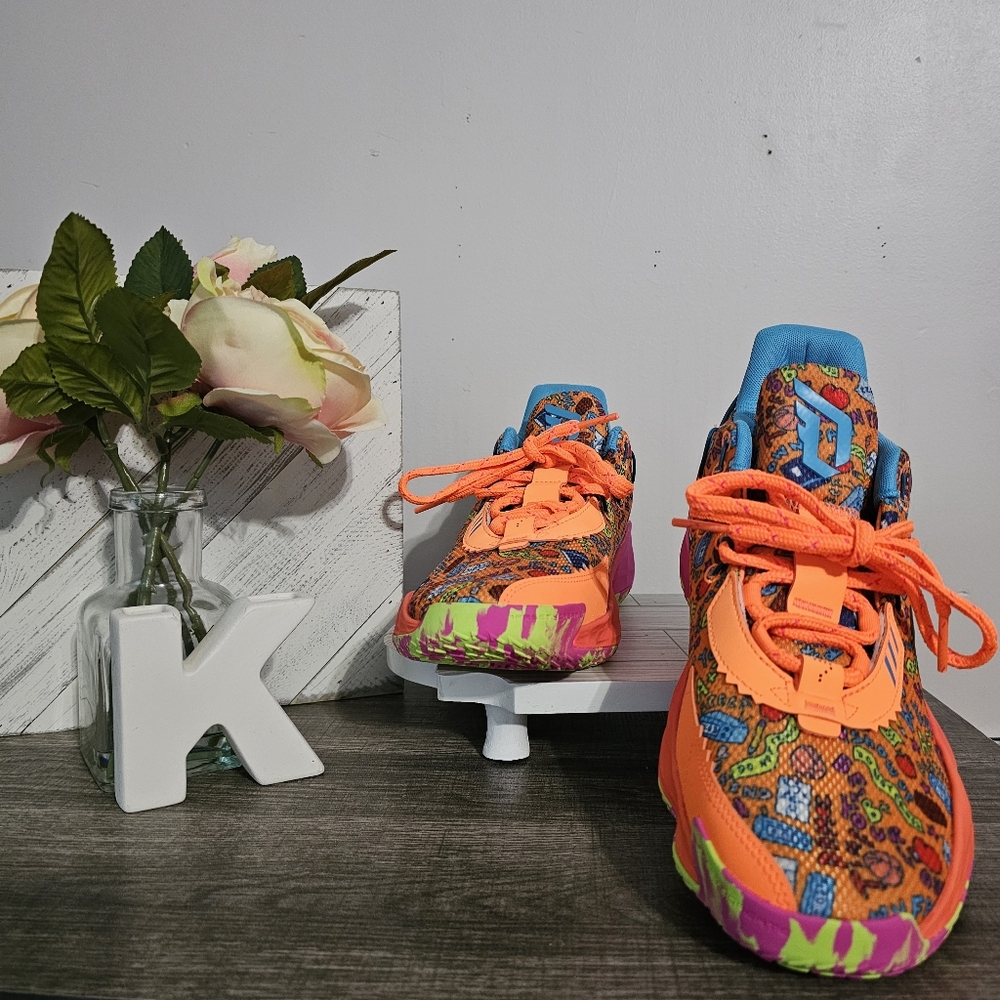 ADIDAS NWOT Dame 7 Respect Program basketball sneakers, size 9.5 Men